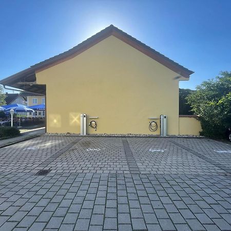 Hotel Alter Wirt Hallbergmoos Ngoại thất bức ảnh