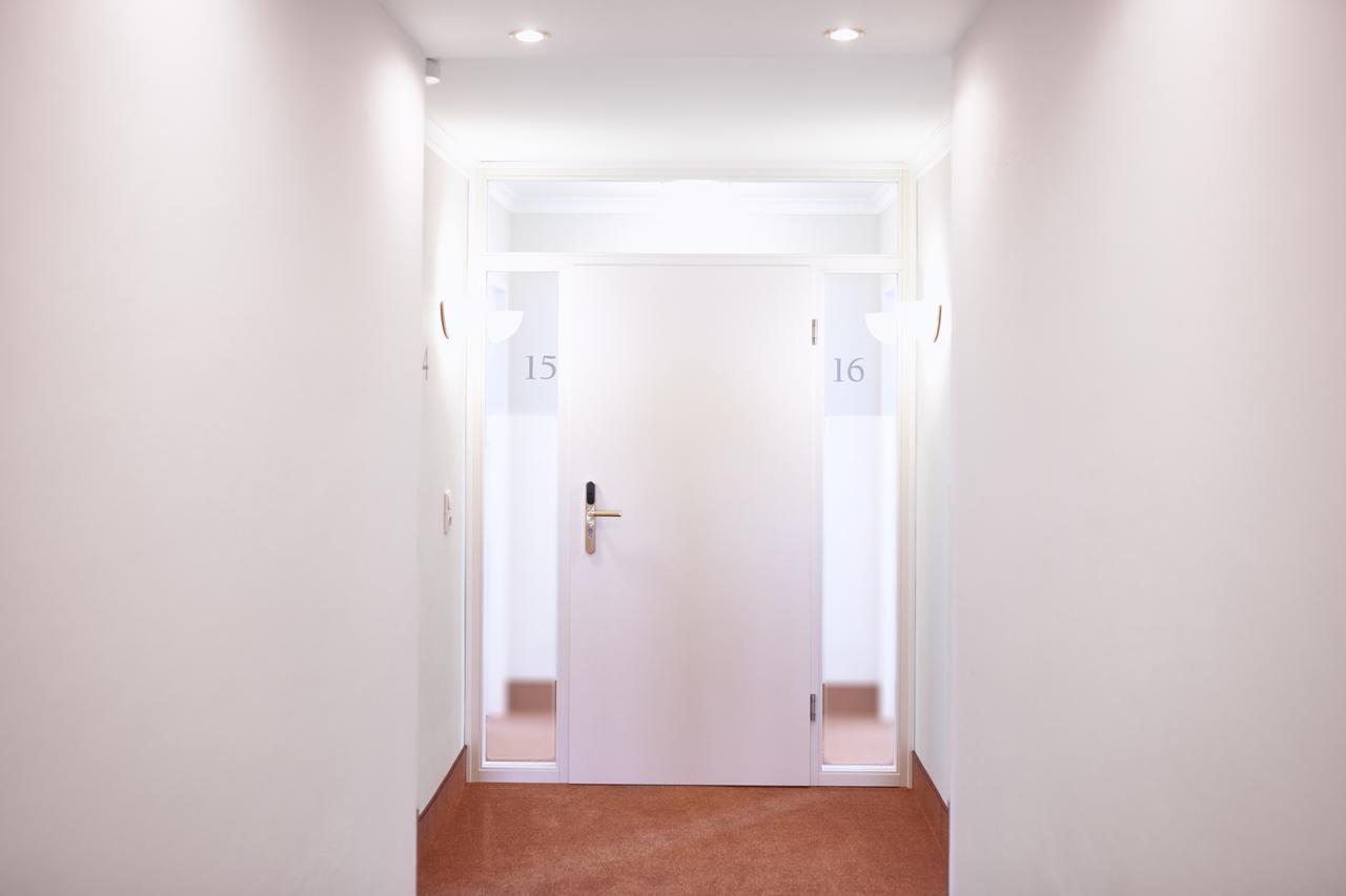 Hotel Alter Wirt Hallbergmoos Ngoại thất bức ảnh