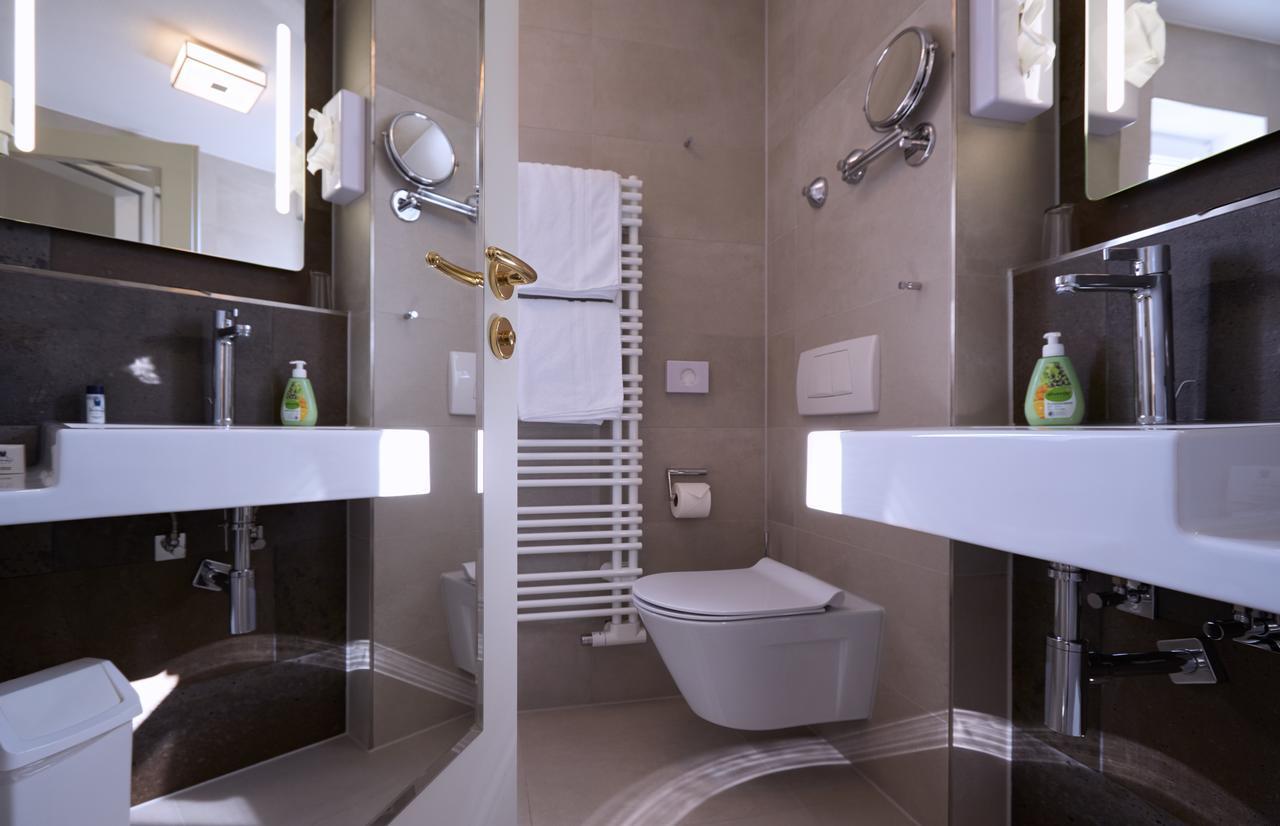Hotel Alter Wirt Hallbergmoos Ngoại thất bức ảnh